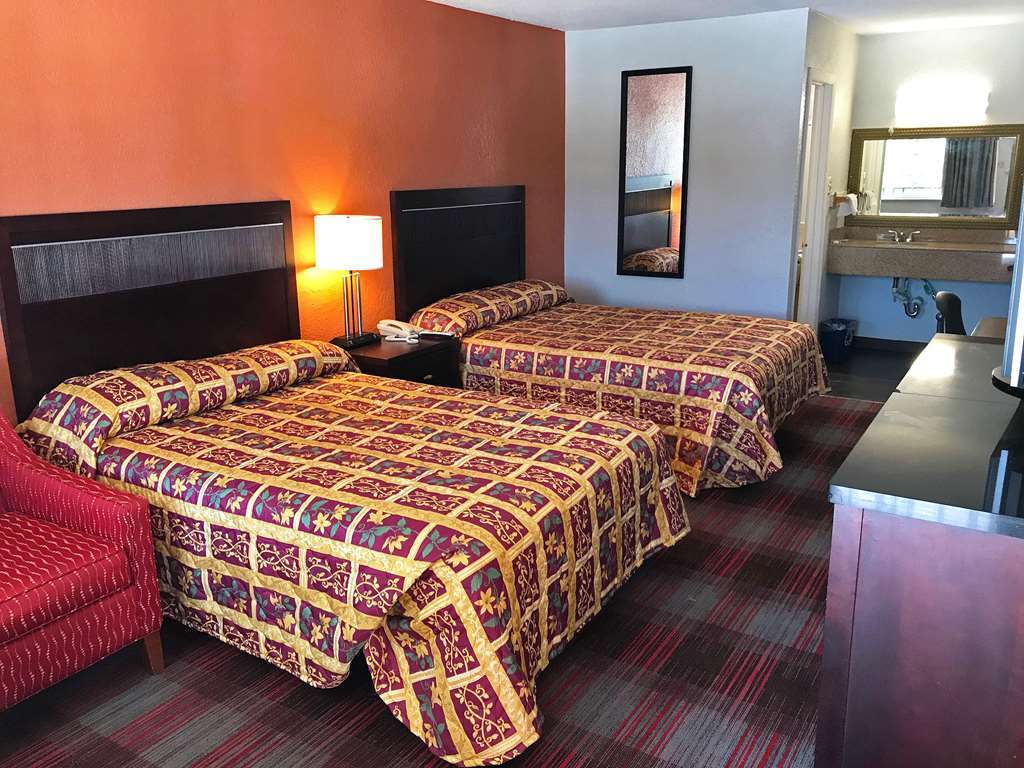 Americas Best Value Inn Richmond South Bellwood Room photo