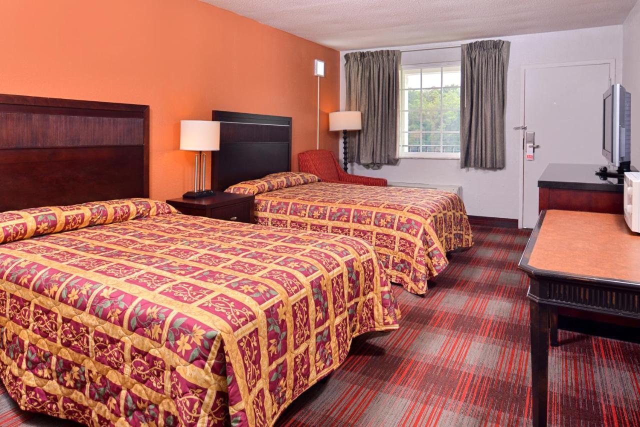 Americas Best Value Inn Richmond South Bellwood Exterior photo