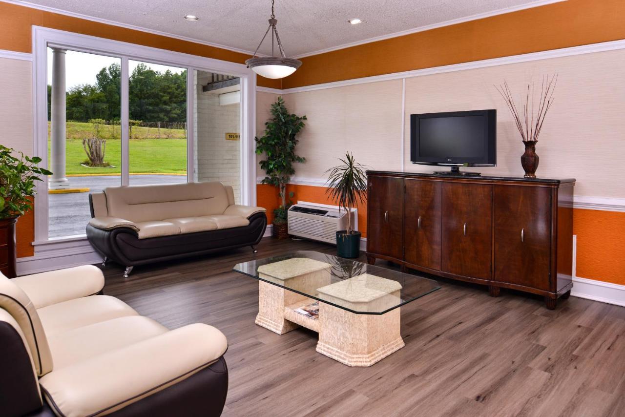Americas Best Value Inn Richmond South Bellwood Exterior photo